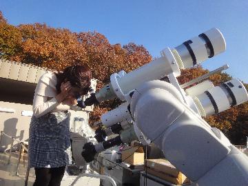 「宙と緑の科学館」ではプラネタリウム以外にも天体観測の設備があるんです。