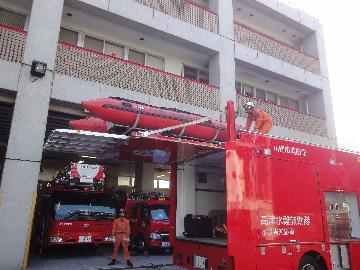 高津消防署の特殊車両も特別にご紹介します。