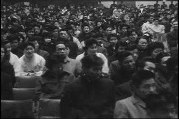 昭和34年の川崎市の成人式の映像です。