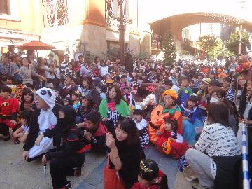 キッズパレードも大人気のカワサキハロウィン！総勢約1,500人の子どもたちが参加！
