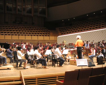 東京交響楽団のキッズプログラムの練習風景