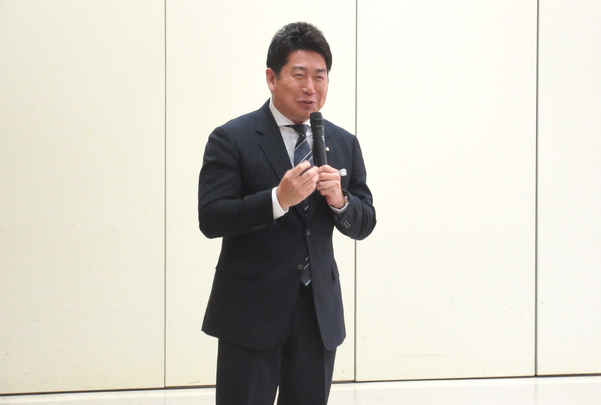 出演予定の皆様へエールを送る市長