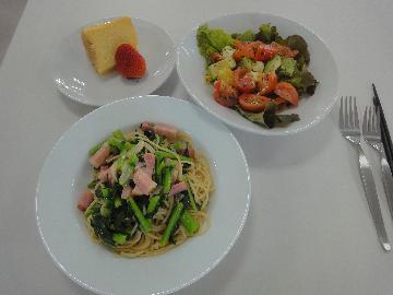 かわさき育ちの料理教室も開催されました！のらぼう菜はパスタにぴったり合うんです！