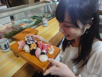 北部市場の新鮮なお寿司をいただきます！