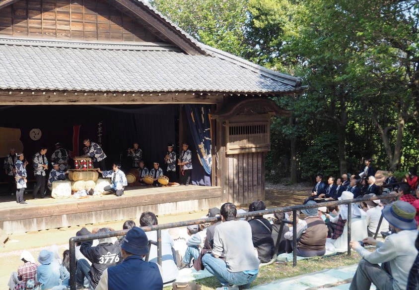 伝統芸能公演の様子