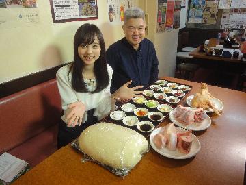 刀削麺は漢方が入っているのが特徴で、深みのある味わいでとてもおいしいです。