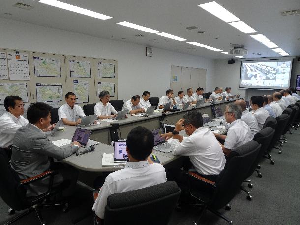  定例局長会議の様子