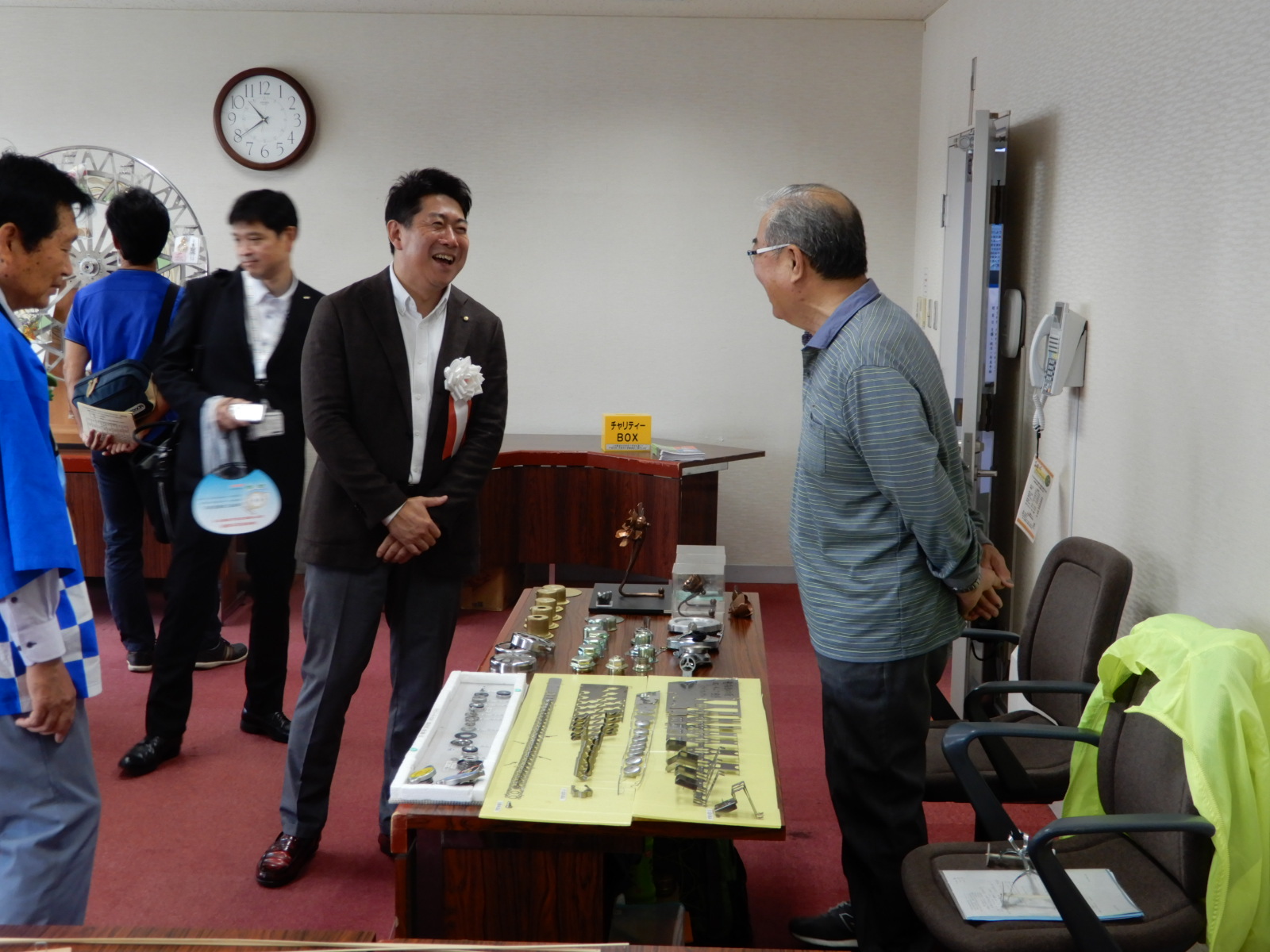 技能職者とお話しする市長