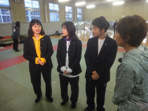 【写真】ダンス部の学生たちが写っています