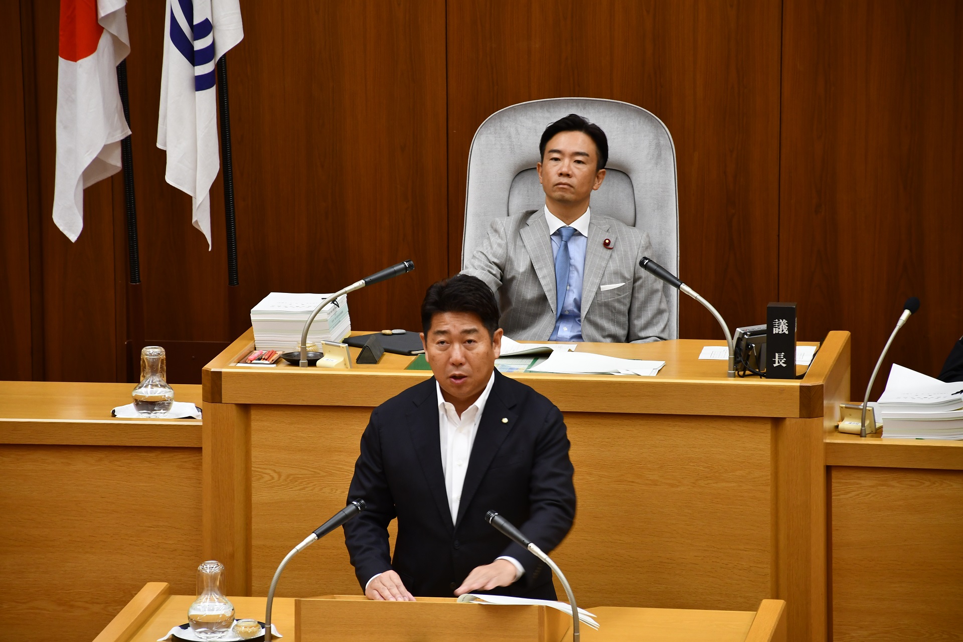 写真1：発言する市長