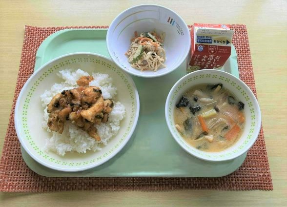 写真2：市長賞受賞献立「不足しがちな栄養分を1食で補えるご飯」