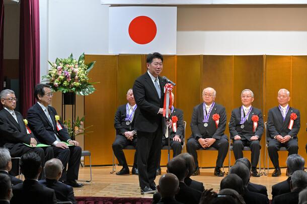 写真1：市長挨拶の様子