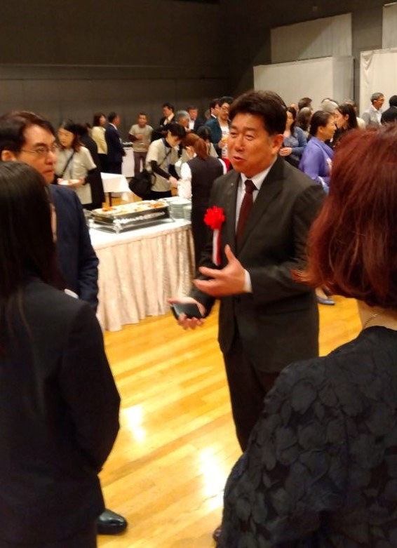 写真2:オープニングパーティ