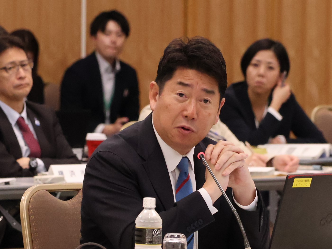 写真1:プロジェクトリーダーとして座長を務める福田市長