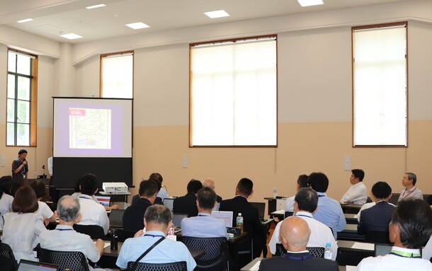 写真2：脱炭素行動宣言に基づく取組紹介