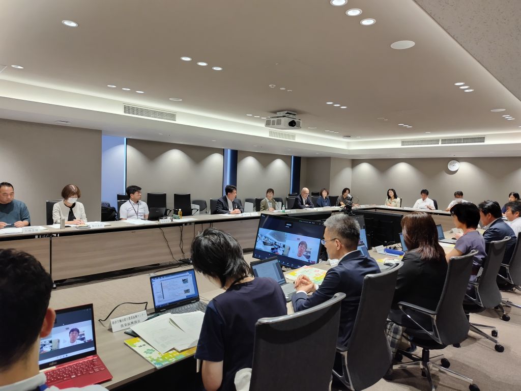 写真2:会議風景