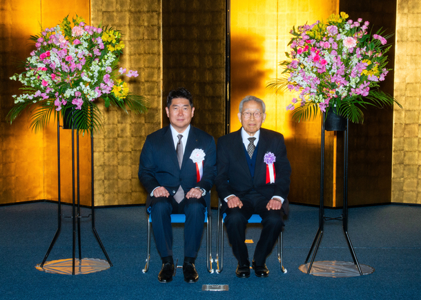 写真2：永年特別功労者