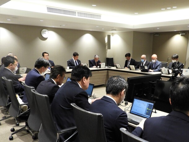 写真1：定期的検証の結果報告