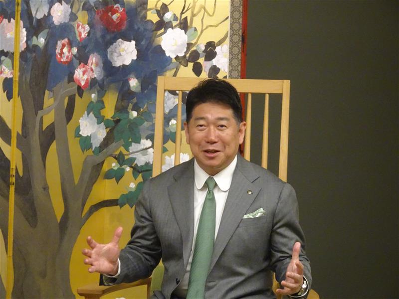 写真1：お祝いの言葉を贈る市長