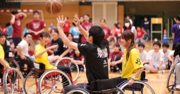 車いすバスケの写真