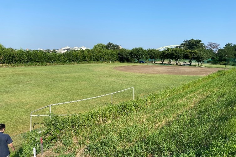 川崎信用金庫野球場