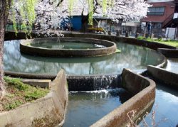 二ヶ領用水久地円筒分水の写真