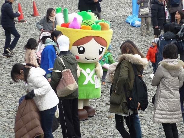 かわさきそだちPRキャラクター「菜果ちゃん」来場
