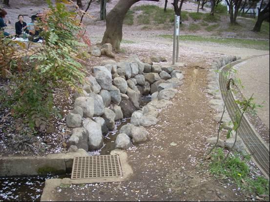 梶ヶ谷第一公園湧水地