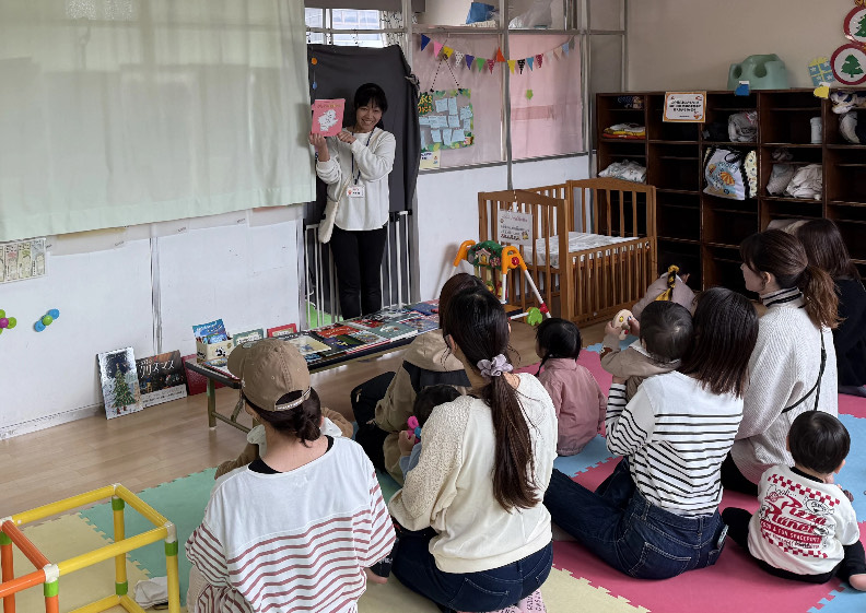 室内（イベントの様子）の写真