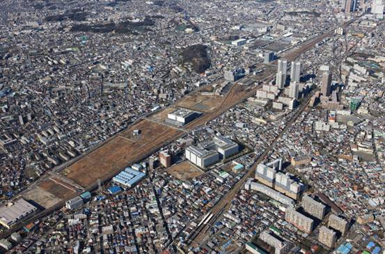 新鶴見操車場跡地を中心とした航空写真