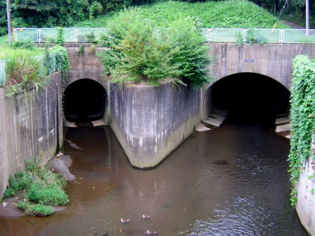 平瀬川トンネル
