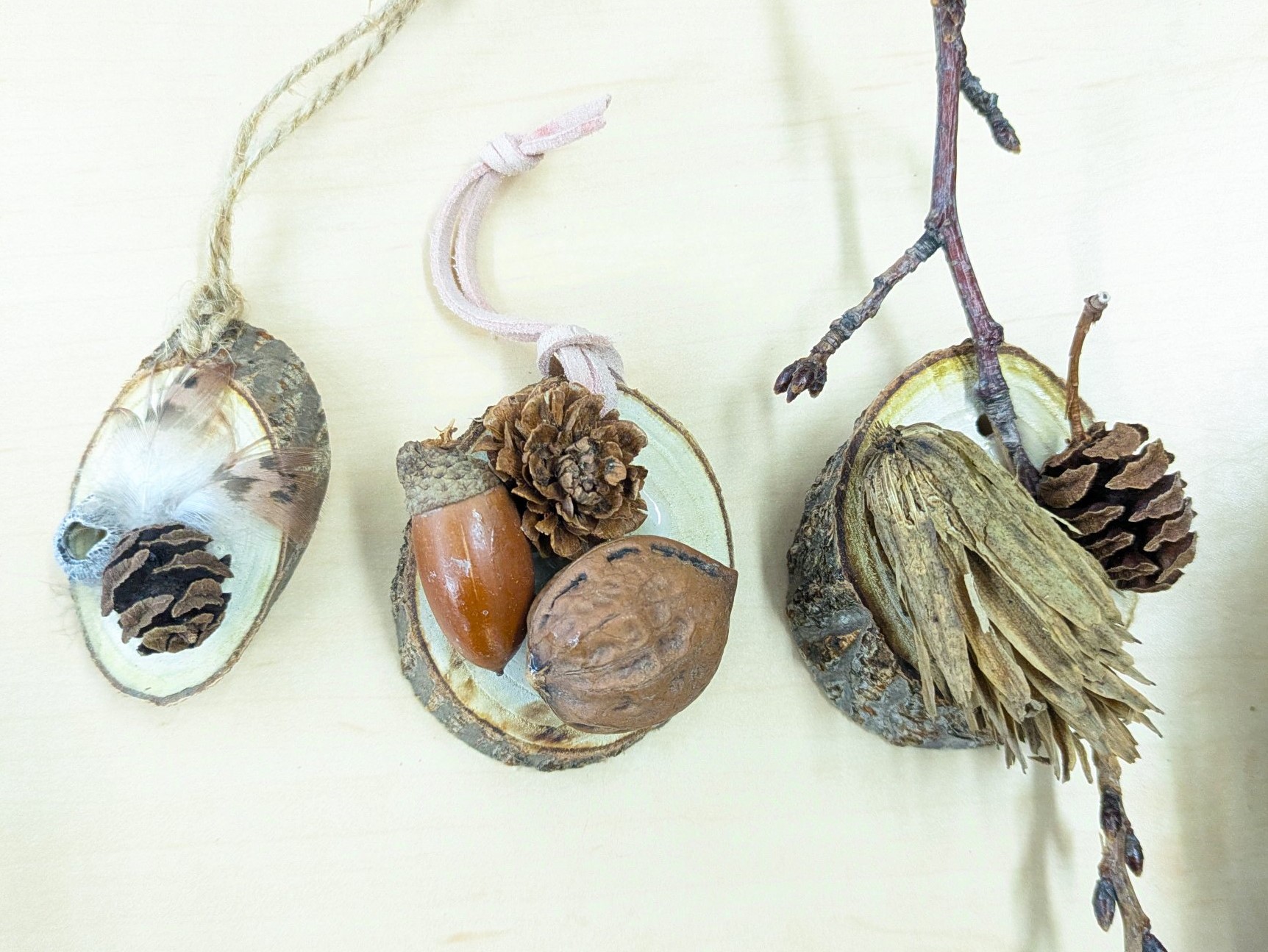 木の実のオーナメント