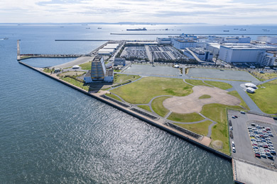 東扇島東公園のドローン撮影画像