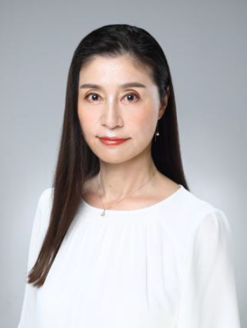 高橋暁子先生の写真