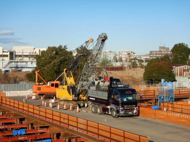 脱窒（だっちつ）ろ過池建設工事のようす