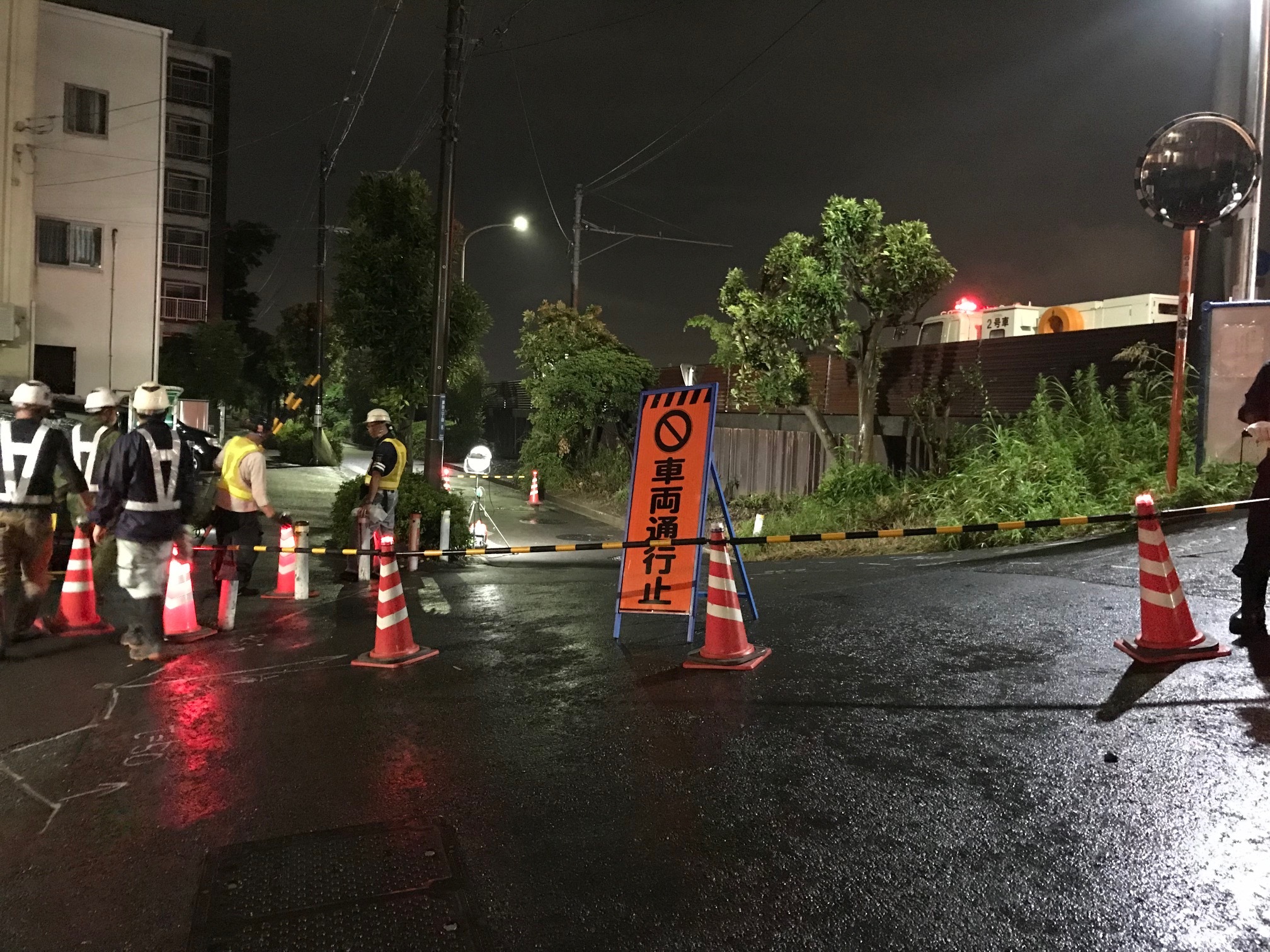 排水ポンプ車-1