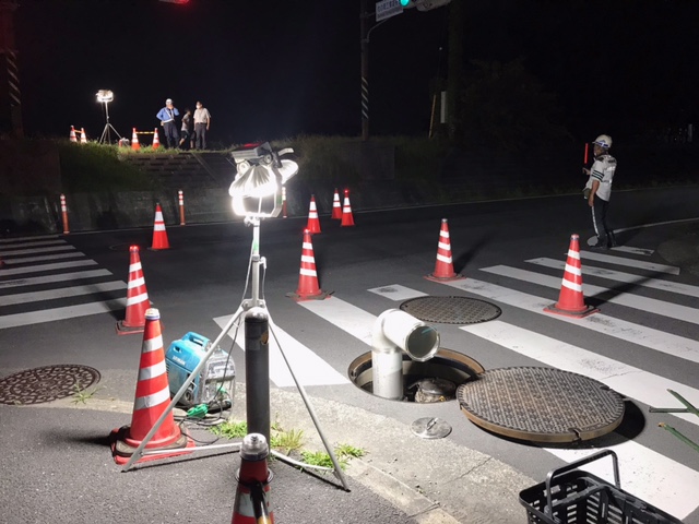 排水ポンプ投入用マンホール