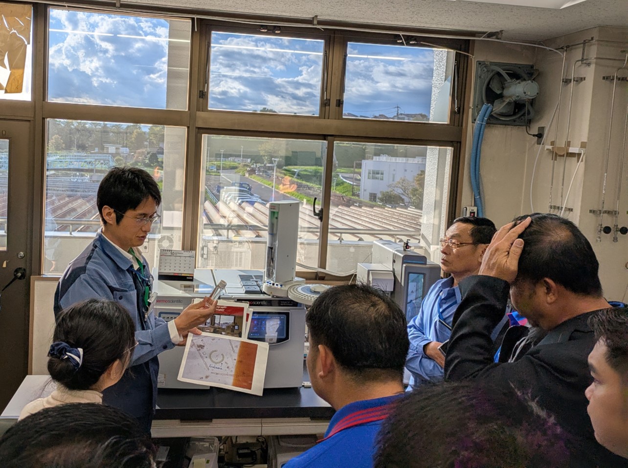 長沢浄水場にてラオス研修生受入れ