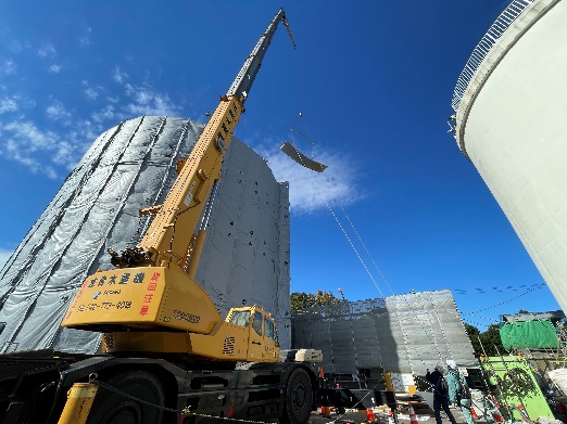 新設2号塔パネル吊込み
