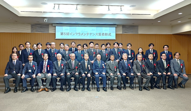 受賞後の集合写真