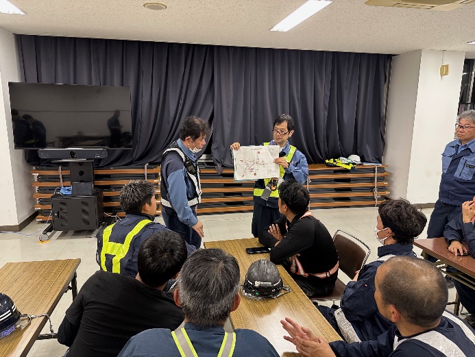 山王排水樋管の排水ポンプ車の作業をする人たちで集まって、作業内容の共有をしました