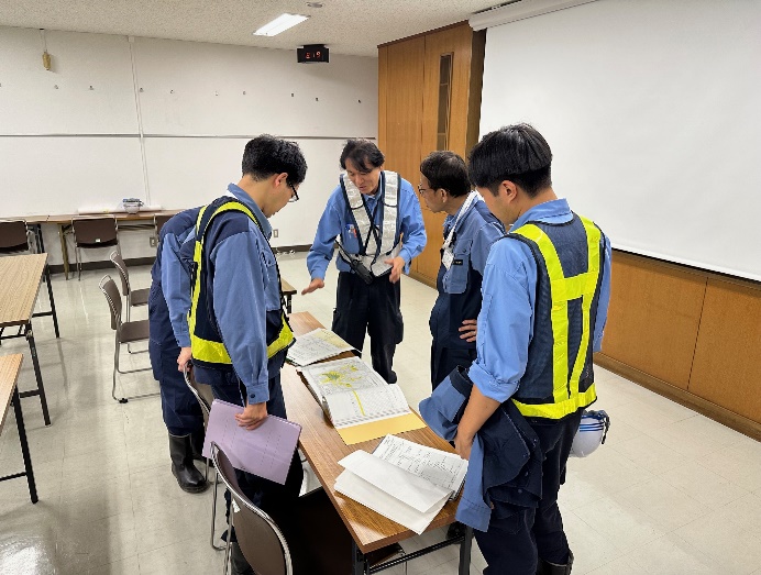 山王排水樋管でパトロールを担当する人たちで、作業内容の共有をしました。