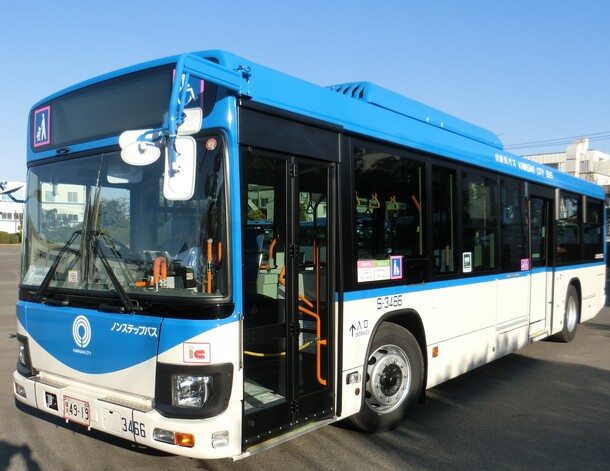 バス車両