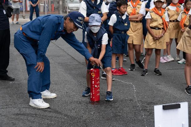 水消火器による消火訓練