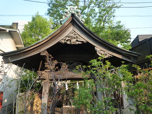 溝口神社水屋（手水舎）