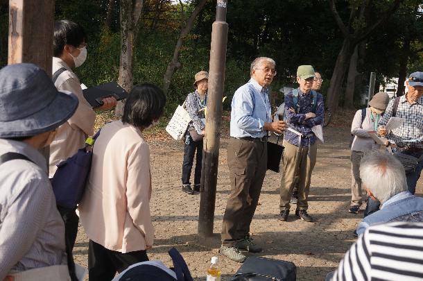 菅生緑地での説明