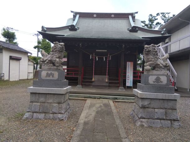 神地神明神社の狛犬