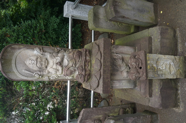 土橋正福寺の安政二年銘馬頭観音塔