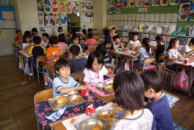 給食の風景