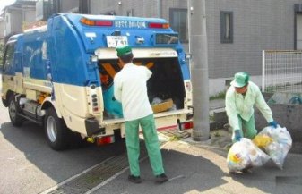 普通ごみの収集の様子